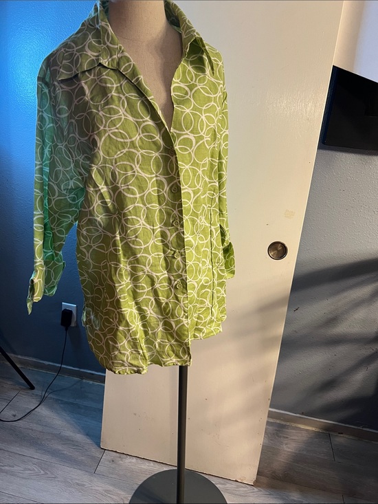 Harve Benard Dresses & Skirts - Harve Benard Lime Green and White Printed Skirt